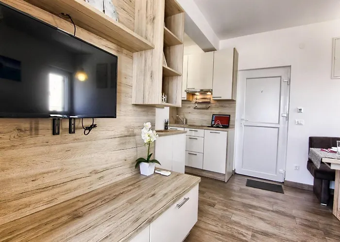 Victoria - One Bedroom With Terrace And Sea View A1 Pakoštane